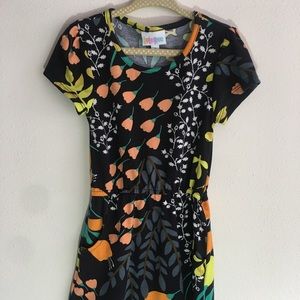 Lularoe Mae kids size 4